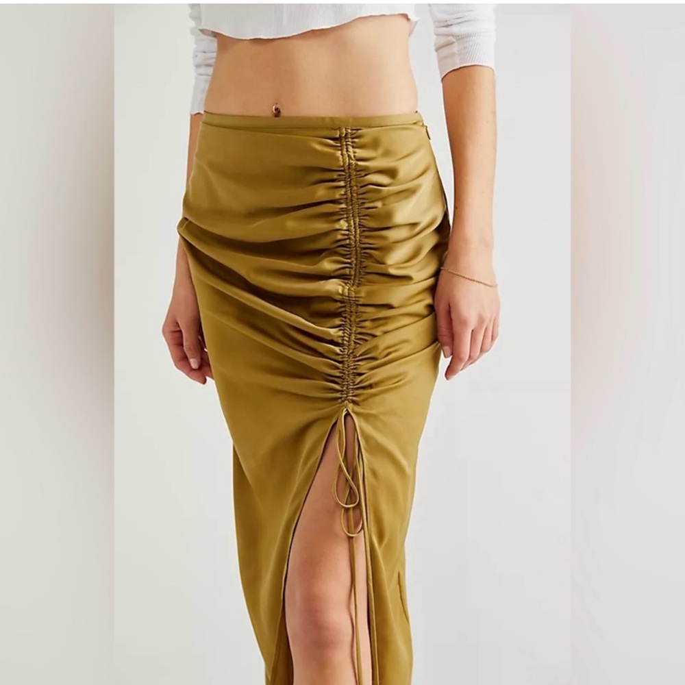 NWT Free People Cerine ruched midi skirt - Picture 6 of 6